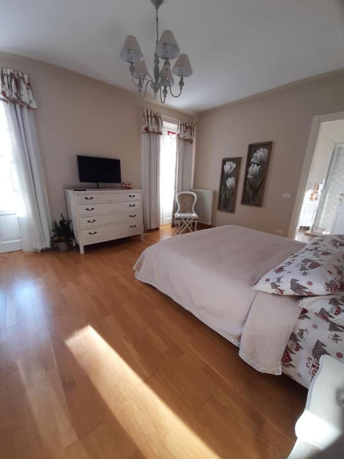 Tenuta Degli Angeli Rossi Asti Eksteriør billede