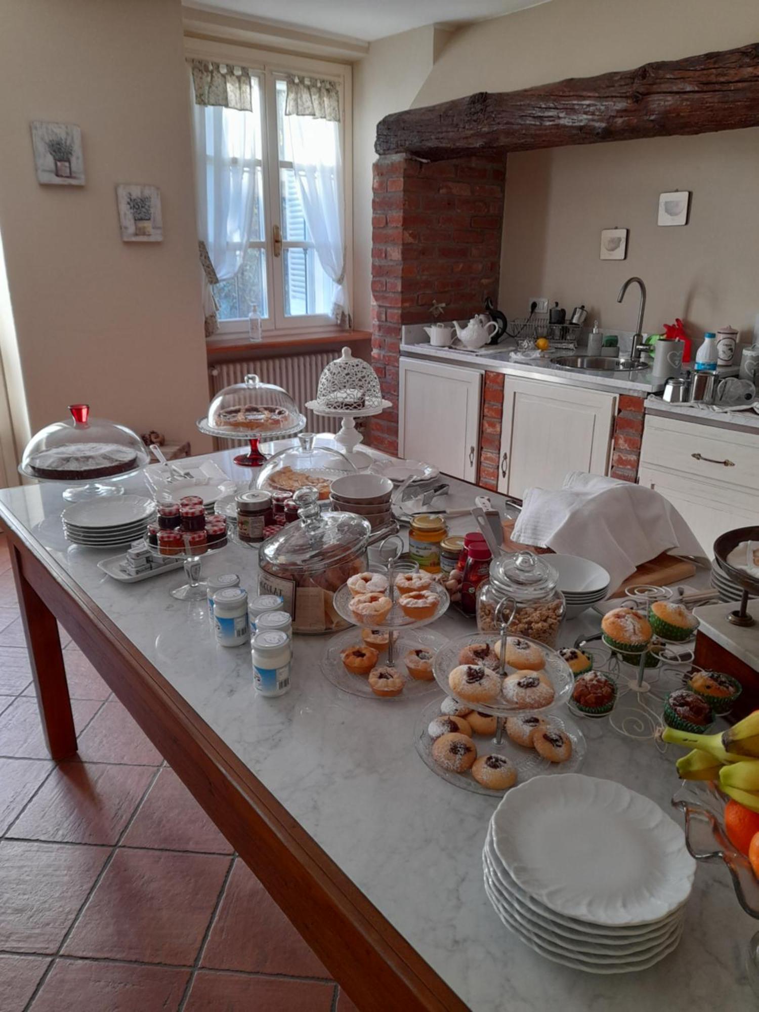Tenuta Degli Angeli Rossi Asti Værelse billede