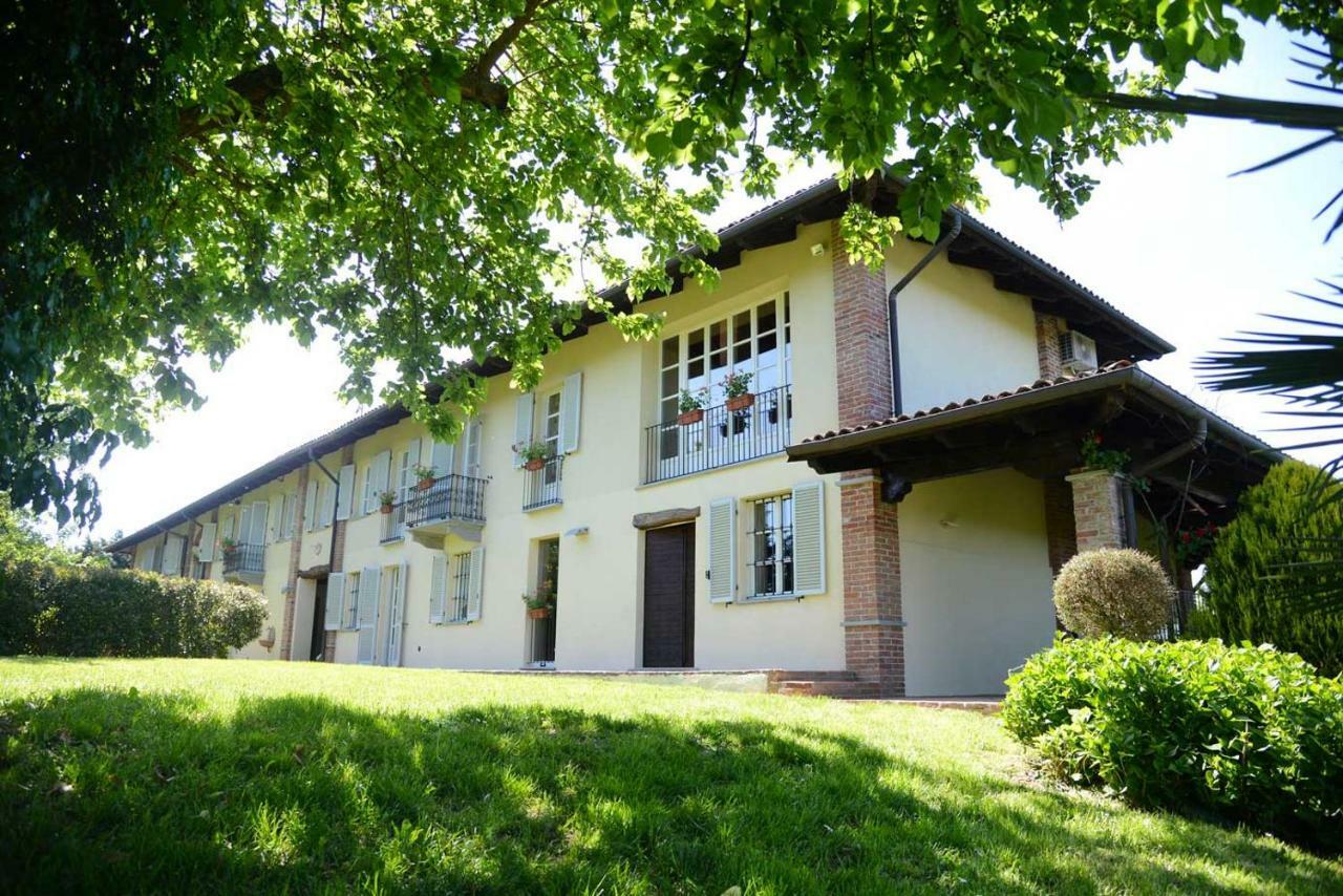 Tenuta Degli Angeli Rossi Asti Eksteriør billede