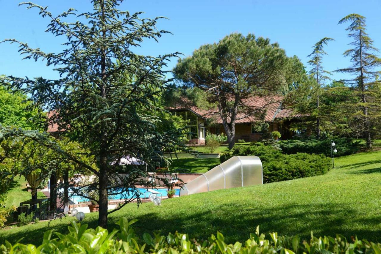 Tenuta Degli Angeli Rossi Asti Eksteriør billede