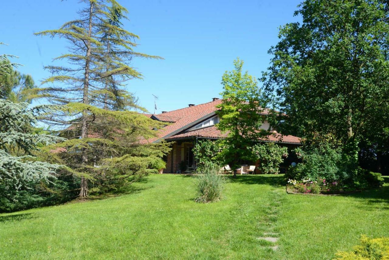 Tenuta Degli Angeli Rossi Asti Eksteriør billede