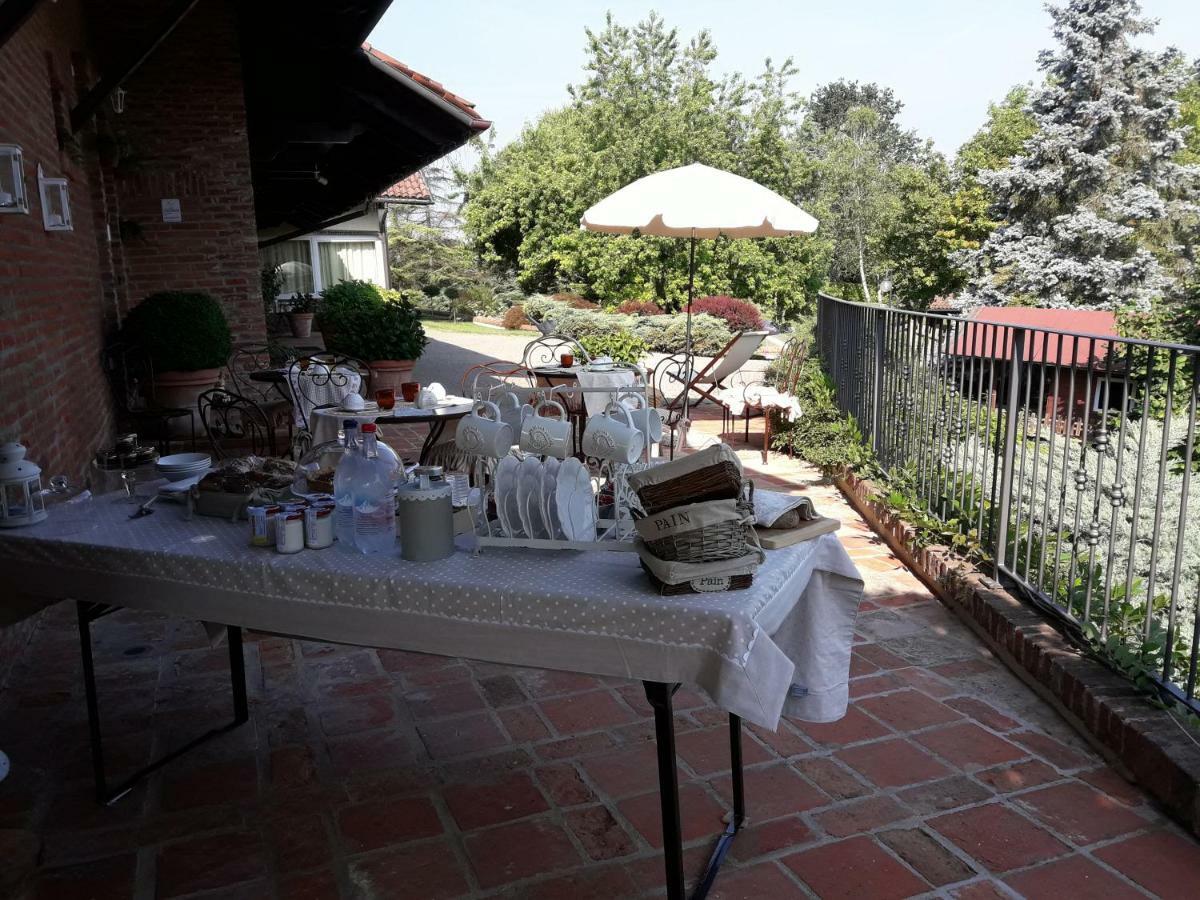 Tenuta Degli Angeli Rossi Asti Eksteriør billede