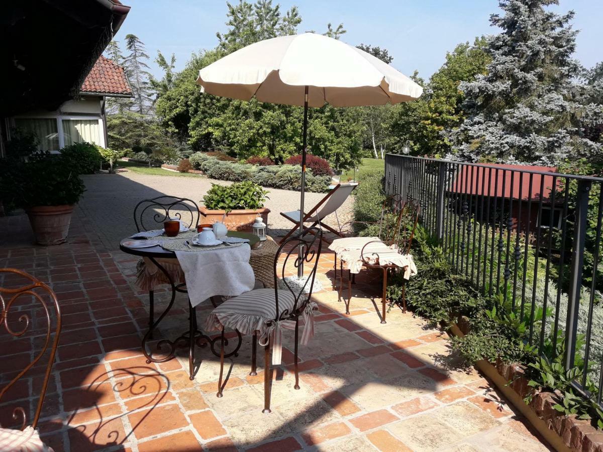 Tenuta Degli Angeli Rossi Asti Eksteriør billede